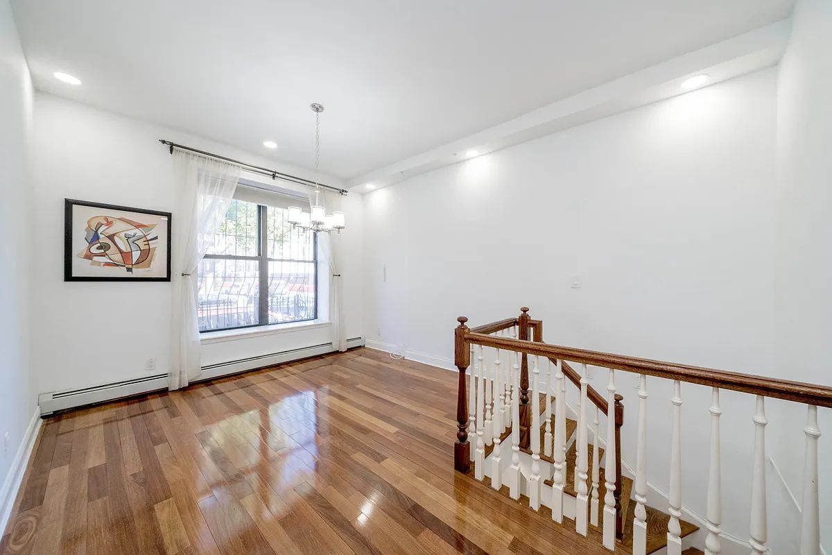 Duplex moderne entièrement rénové – Ville Nouvelle